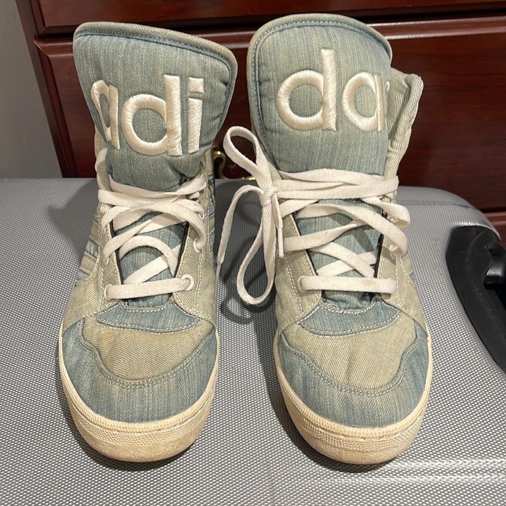 Adidas Jeremy Scott Size 10 used but in good condition